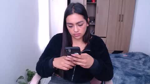 Snapshot of fairylatin chatting on March 5, 5:50 pm fairylatin online show from March 5, 5:50 pm