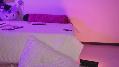 Sara  REMEMBER TO LEAVE A THUMB UP online show from February 17, 3:27 am