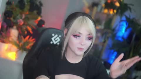 Snapshot of faith_chan chatting on October 13, 3:08 am faith_chan online show from October 13, 3:08 am