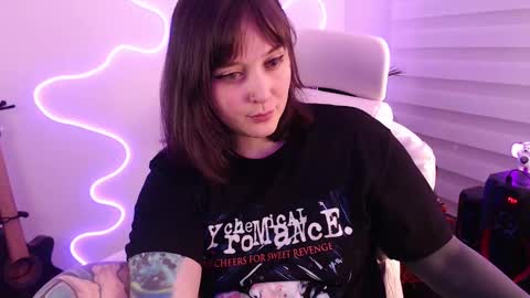 Snapshot of fallenag__ chatting on September 17, 1:53 am OF fallenag 1 online show from September 17, 1:53 am
