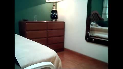 Love online show from March 11, 3:04 pm