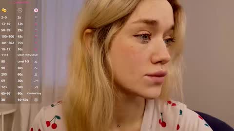 Snapshot of fancyamelia chatting on October 6, 12:45 pm fancyamelia online show from October 6, 12:45 pm