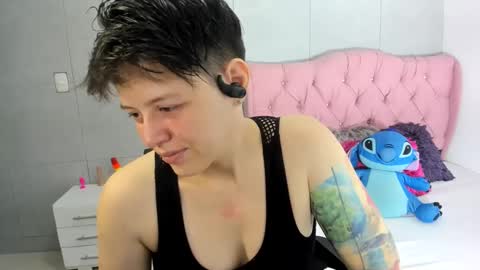 Snapshot of fanny_18 chatting on September 25, 2:07 am FANNY online show from September 25, 2:07 am
