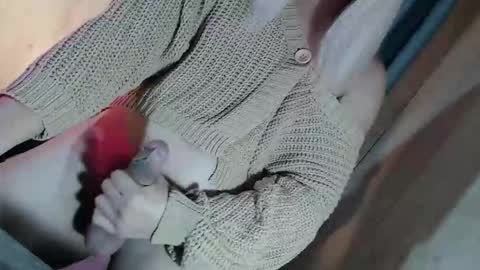 DANIELLA - DONT FORGET TO GIVE ME A THUMBSU UP online show from February 5, 12:03 am