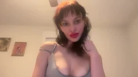 fantasycreampuff666 online show from December 1, 7:17 am