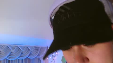 Farah online show from February 13, 1:25 pm