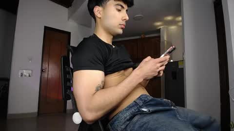 farid_24 online show from April 23, 4:09 am