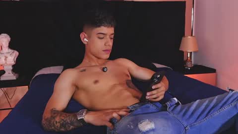 farid_jake_ online show from February 13, 11:47 pm