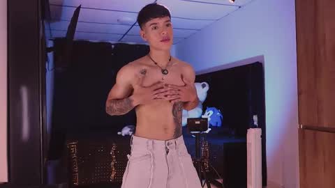 farid_jake_ online show from October 19, 10:58 pm