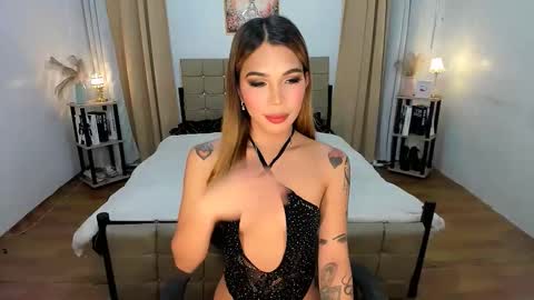 Snapshot of fascinatingtransvalerie chatting on September 15, 10:06 am fascinatingtransvalerie online show from September 15, 10:06 am