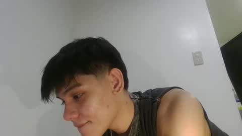 fastfucker_22 online show from December 1, 6:06 pm