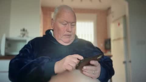 fatslutcutey online show from December 24, 8:55 am