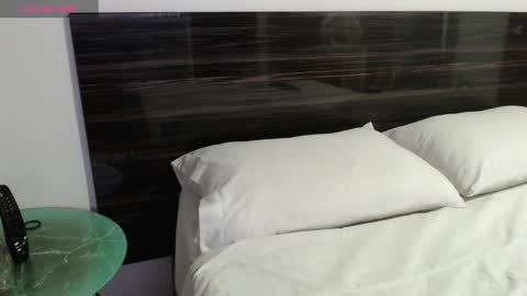 FAUSTO online show from February 17, 12:43 am