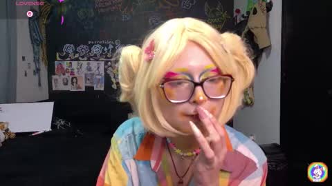 Snapshot of fay_abby chatting on October 19, 12:26 am fay abby online show from October 19, 12:26 am