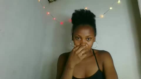 fayence09 online show from November 1, 10:09 pm