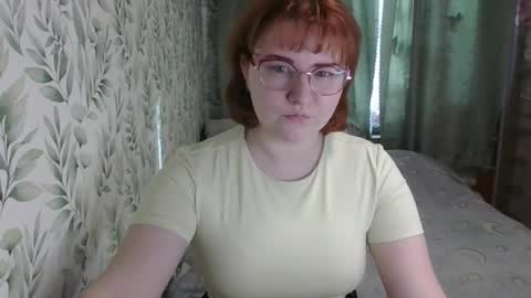 felicity_play online show from March 20, 7:02 am