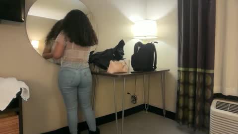 FelinaSol online show from December 20, 1:23 am