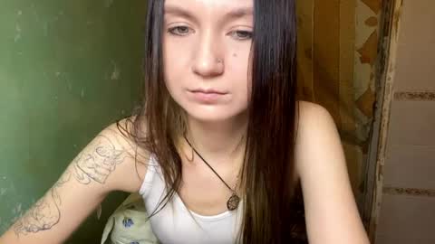 Lola online show from April 20, 9:07 pm