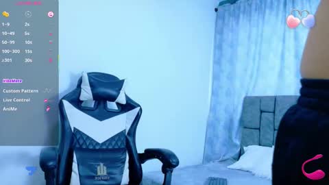 Snapshot of felipehot_gonzales chatting on October 26, 12:39 pm felipehot_gonzales online show from October 26, 12:39 pm