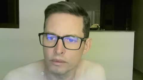 Felipe online show from October 29, 1:07 am