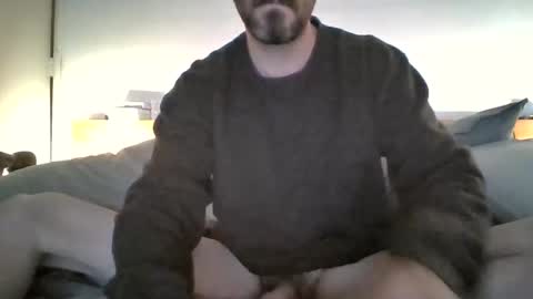 felipesmg2 online show from May 17, 2:37 pm