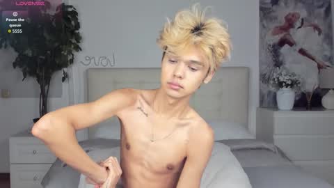 Felix online show from September 18, 2:32 pm