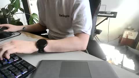 fem_alice_louis_dom online show from April 23, 12:29 pm