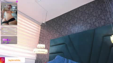 Femboy Max online show from April 18, 7:07 pm