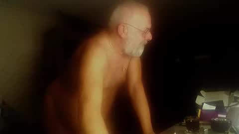 Snapshot of femdom_sub chatting on October 16, 11:47 pm femdom_sub online show from October 16, 11:47 pm