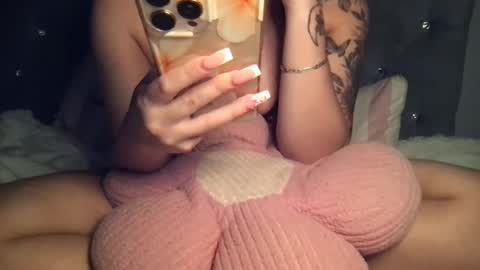     online show from June 30, 9:57 pm
