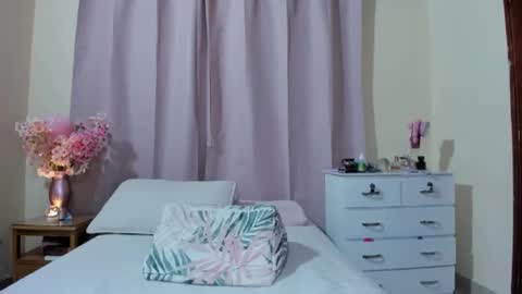 fernanda_151 online show from May 24, 3:25 am