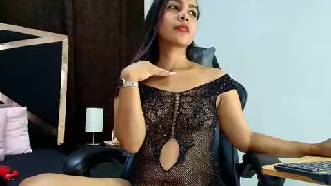 Snapshot of fernandabrown_ chatting on October 12, 7:12 am Fernandabrown s online show from October 12, 7:12 am