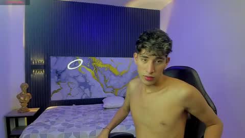 FER PHOENIX online show from March 31, 4:24 am