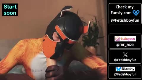 Snapshot of fetishboyfun chatting on September 28, 3:32 pm FetishBoyFun online show from September 28, 3:32 pm