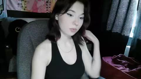 Snapshot of fetishistbitchwants chatting on September 15, 10:17 am Kimberly online show from September 15, 10:17 am