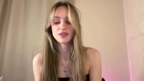 Lisa online show from January 14, 1:38 pm