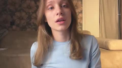 Lisa online show from February 15, 8:13 am