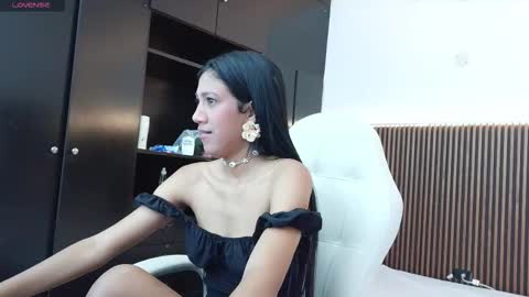 Freyja  online show from February 9, 5:16 pm