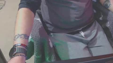 ffys2025 online show from January 12, 8:49 pm