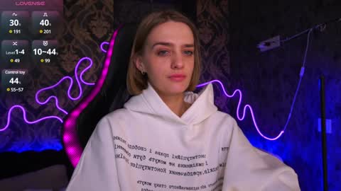 fieriadii online show from December 22, 4:50 am