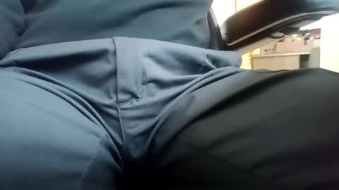 fifi010203 online show from October 14, 12:52 pm