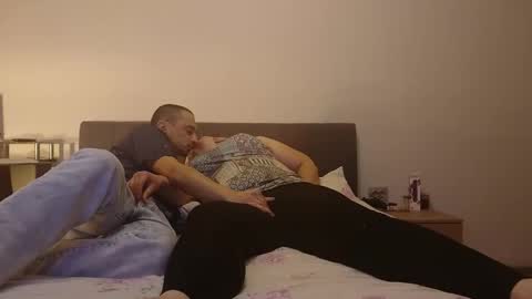 fifi_peroto online show from November 12, 6:32 pm