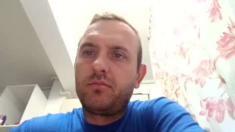 Snapshot of figonik chatting on September 30, 5:07 am Nick online show from September 30, 5:07 am
