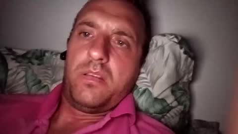Snapshot of figonik chatting on October 5, 7:32 pm Nick online show from October 5, 7:32 pm
