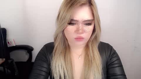 Snapshot of filipina_slutty69xxx chatting on September 20, 2:47 am Angela DONT FORGET TO FOLLOW AND GIVE ME APPRECIATION online show from September 20, 2:47 am