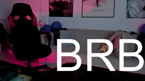 Snapshot of filipinaadams chatting on February 6, 11:09 am cap and Lana online show from February 6, 11:09 am