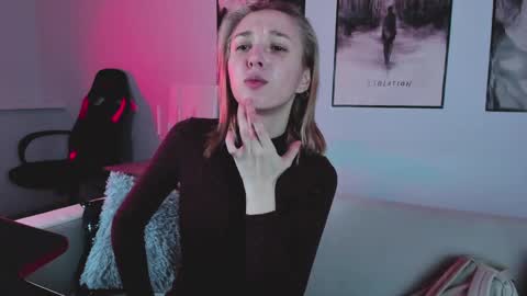 Snapshot of filipinaadams chatting on February 13, 2:12 am cap and Lana online show from February 13, 2:12 am