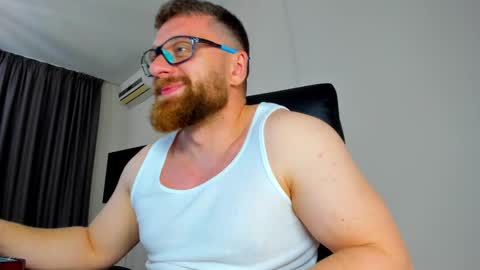 FindomGuyXXX online show from April 18, 7:58 pm