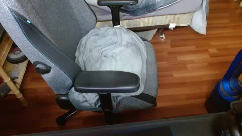 fingerpoppingeachother online show from January 4, 3:07 am