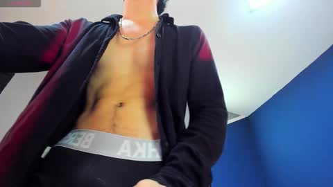 finn_jackson online show from March 9, 9:30 pm